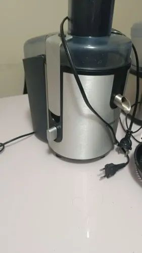 Centrífuga de frutas e legumes Philips Walita 700W