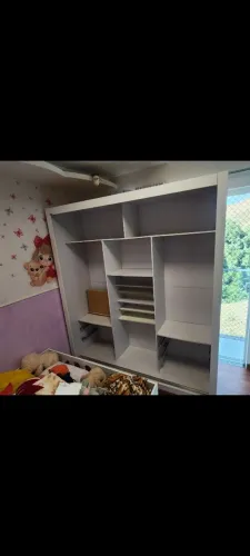Guarda-Roupa Casal 2 Portas de Correr 4 Gavetas Espelhado Branco 
