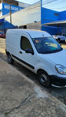 Tenho interesse em agregar meu veículo em transportadoras