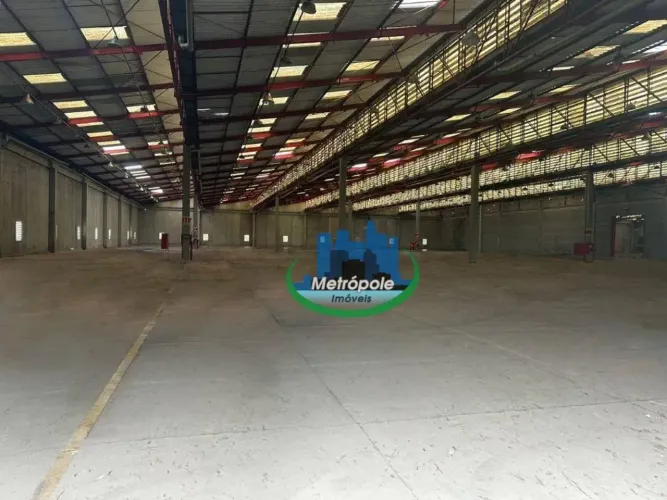 Galpão para alugar, 11268 m² por R$ 240.560,00/mês - Potuverá - Itapecerica da Serra/SP