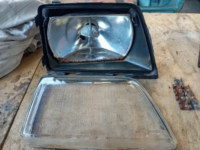 Farol Cibiê Monza 1982 1983 1984 1985 1986 1987 Lado Direito - Passageiro