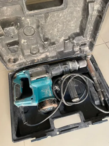 Martelo demolidor Makita 