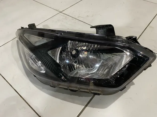 Vendo farol lado direito Onix 2019 original