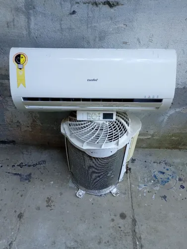 Aparelho de ar condicionado Seminovo excelente