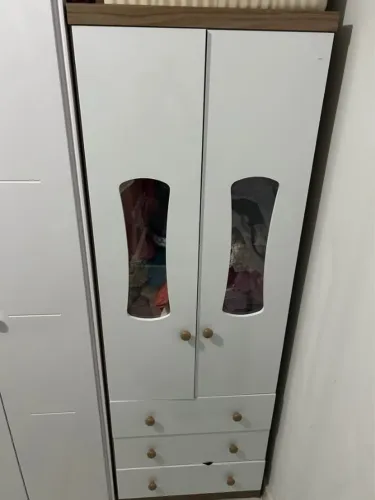 Guarda Roupas 1 grande e 1 pequeno