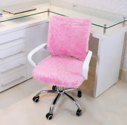 Cadeira Escritório com Capa Apeluciada Rosa para Ambiente de Trabalho Confortável e Estilo