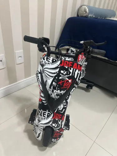 Triciclo Elétrico 8 polegadas Drift 350w