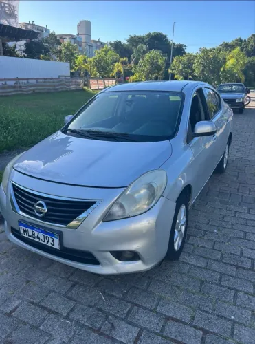 Nissan Versa SL 1.6 16V Flex Fuel 4P Mec. 2014
