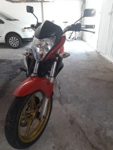 CB 300 Moto de particular 