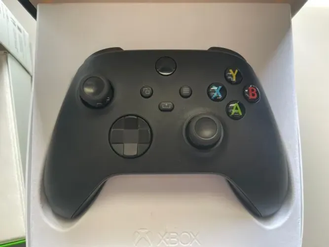 Controle Sem Fio Xbox Carbon Black Original + Bateria Original XBOX