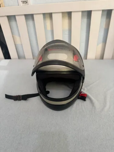 Capacete