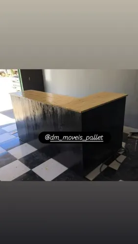 Balcão caixa de pallet rústico