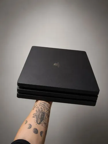 Playstation 4 Slim Pro 1TB