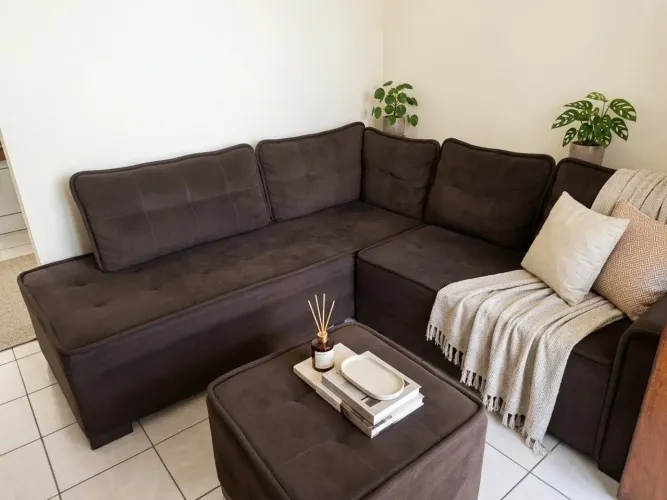 Desapego Sala: Sofá de Canto + Painel de TV com Espelho