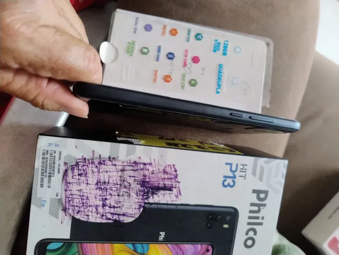 Smartphone Philco hit p13, Android 11, dual chip, 128gb memória. Bateria 5000 mAh