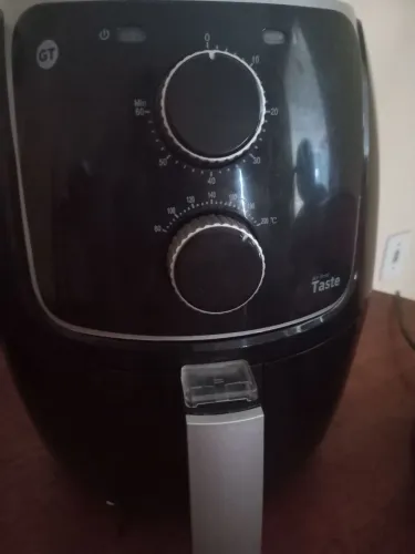 Vendo air fryer 4 litros 