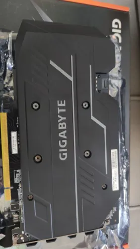 Placa de vídeo NVIDIA GTX 1660 super