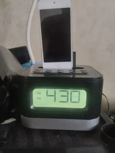 Som ihome dock alto falante para iPhone iPod iPad com relógio despertador e radio
