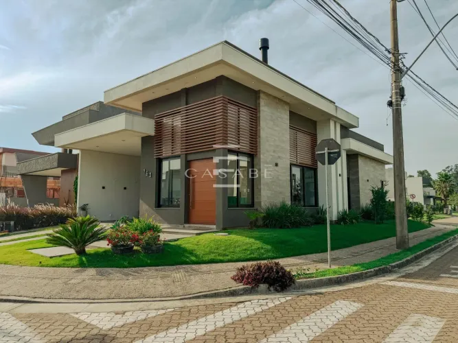 Casa Mobiliada com 3 Quartos e Piscina no Terras Alpha de Gravataí