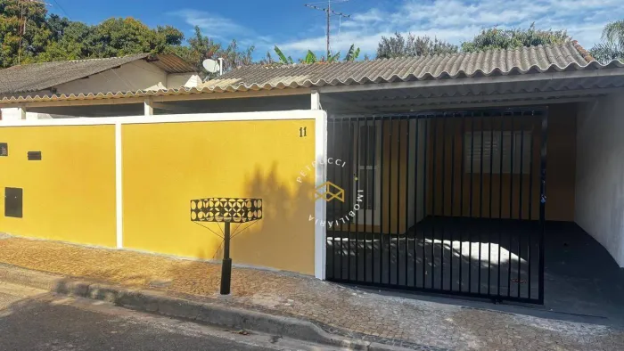 Casa com 3 dormitórios para alugar, 120 m² por R$ 3.200,00/mês - Jardim das Figueiras - Va