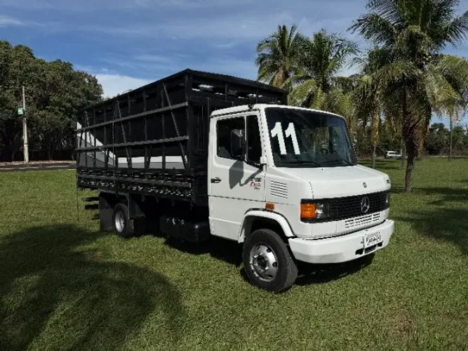 MB 710 2011