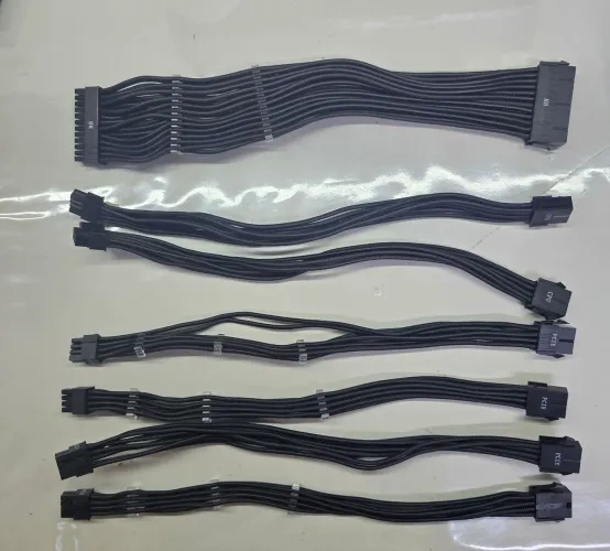 Kit cabos extensor sleeved Cooler Master para fonte