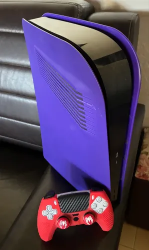 PS5 FAT com leitor.