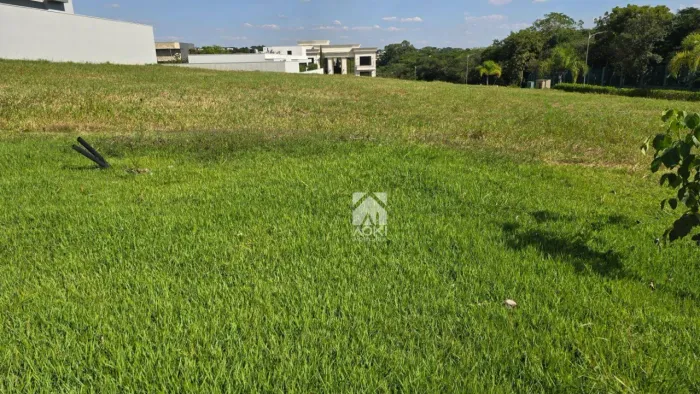 Lote a venda no Condomínio Jardins da Cidade em Nova Odessa.