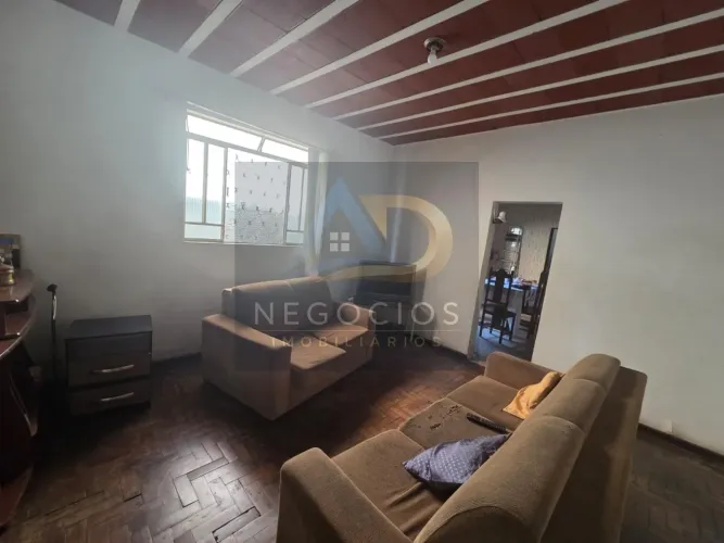 Casa para Venda em Belo Horizonte, Pindorama, 3 dormitórios, 1 banheiro, 5 vagas