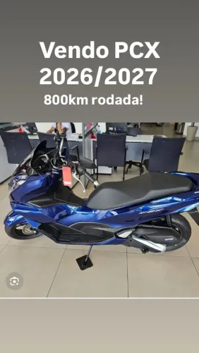 Moto em perfeito estado e so pega e anda moto novíssima sem nenhum detalhe