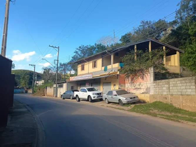 Sobrado Comercial e Residencial