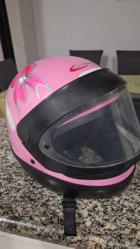 Vendo capacete San Marino original!