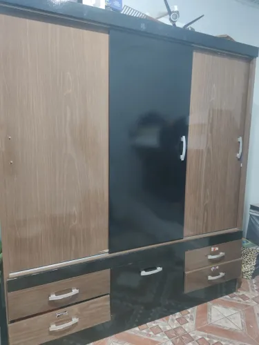 GUARDADA ROUPA 3 PORTAS