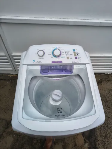 Vendo Máquina de Lavar Roupa Electrolux 10,5kg 110V CONSERVADA