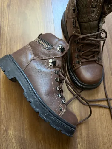 Coturno West Coast couro 38/39