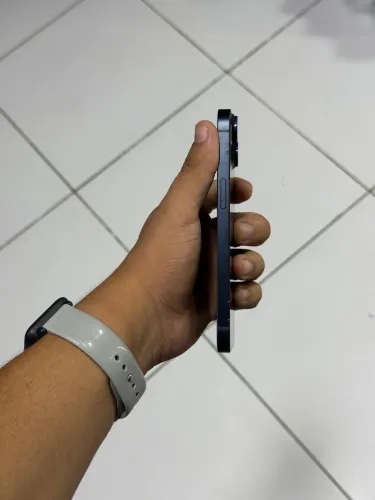 iPhone 14 - único dono
