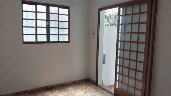 ALUGUEL BARRACÃO 03 QUARTOS SANTO ANDRE