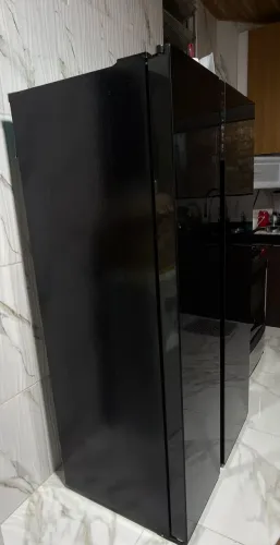 Vendo Geladeira Electrolux Preto side by side de 526l