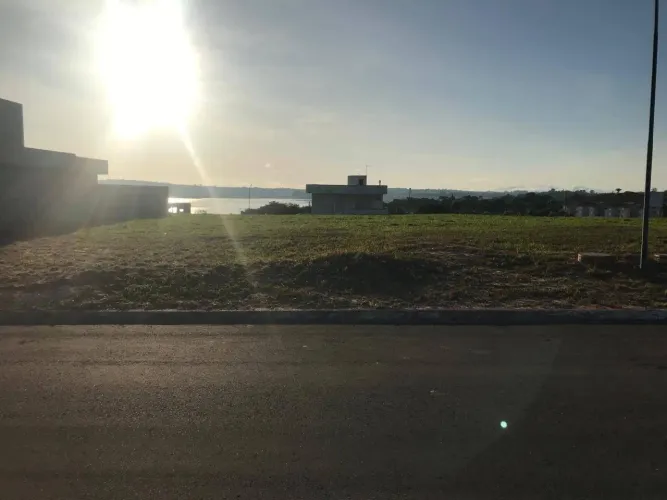 Terreno de 600m² em Condomínio de Luxo em Americana-SP, Residencial Jardim Barra do Cisne