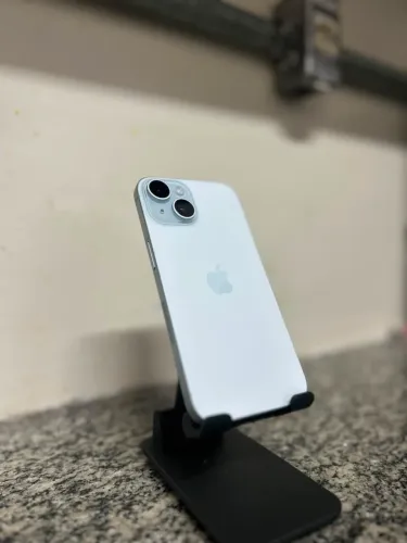 iPhone 15 impecável em até 21x