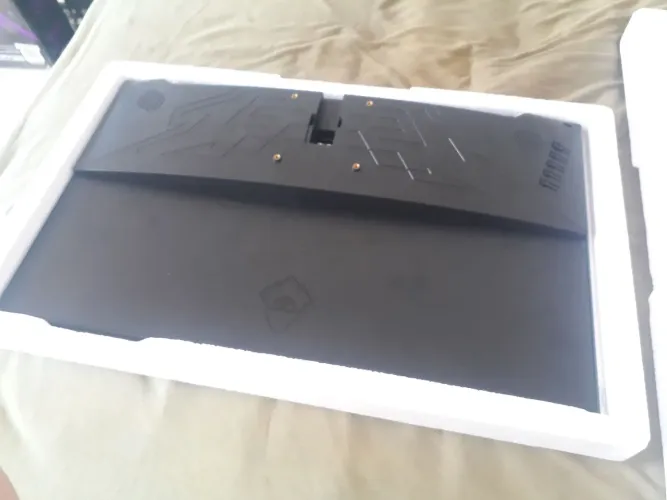 Vendo Monitor, e suporte de Monitor