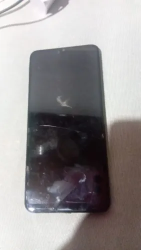 Vendo celulares com defeito 