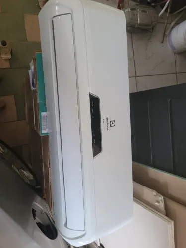 Ar condicionado Split 12 kbtus Seminovo de showroom parcelamos ate 12 X