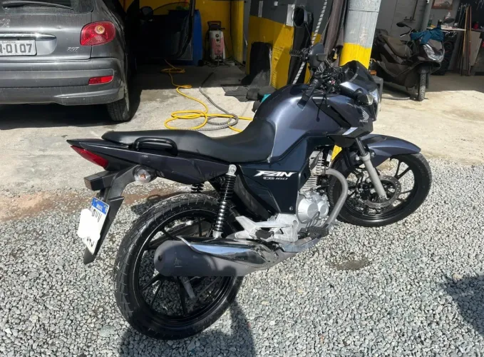 VENDO MOTO 