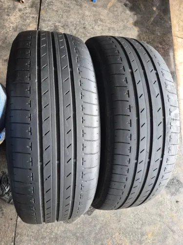2 pneus 215/60/16 Bridgestone meia vida não reaberto (360 em 3× no ct