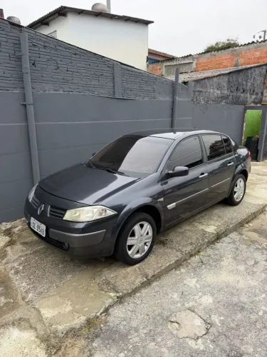 Renault Megane Sedan Dynamique Hi-flex 1.6 16V 2009