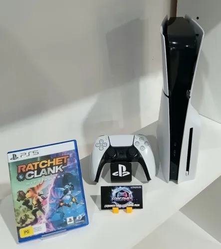 PS5 SLIM 1TB com leitor. Garantia 3 meses aqui na LOJA FABGAMES