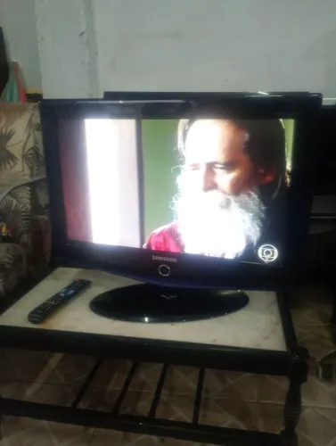 Tv 32 polegadas Samsung não e smart