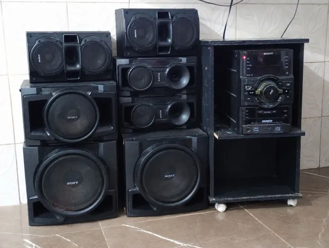 Som Sony 7 caixas