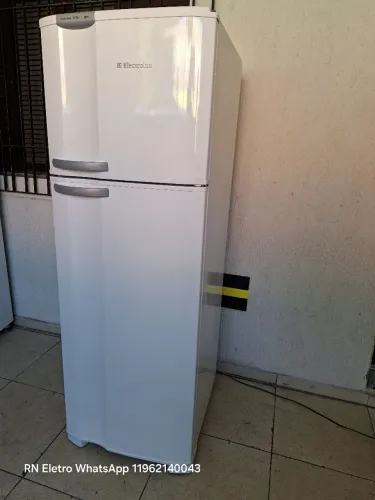 Geladeira Electrolux Frost Free 352 litros 110volts em Guarulhos-sp 
